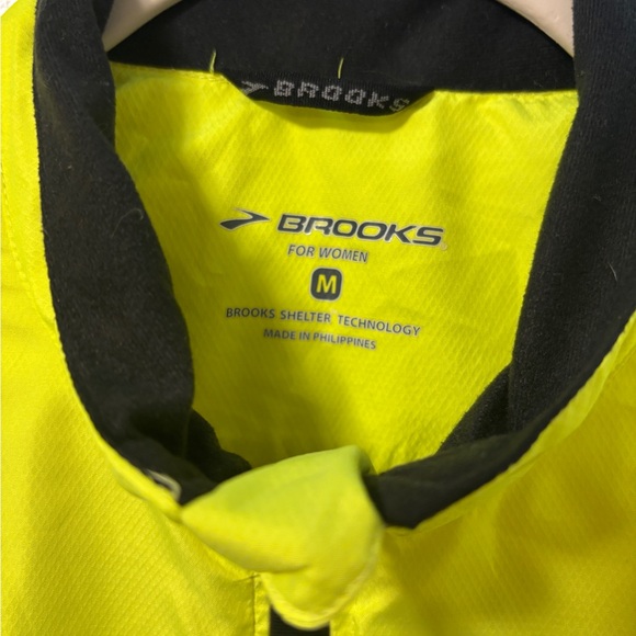 Brooks Neon Yellow and Black Windbreaker - Picture 3 of 3